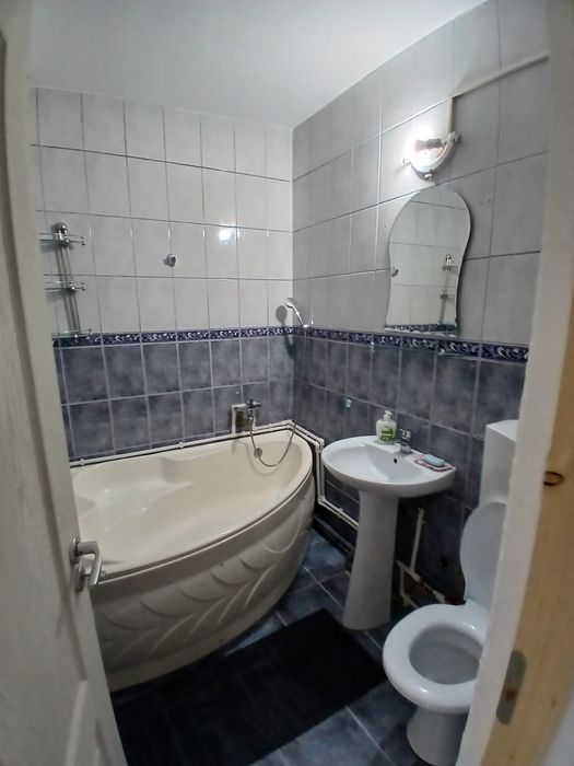 Inchiriez ap cu 2 camere in regim hotelier