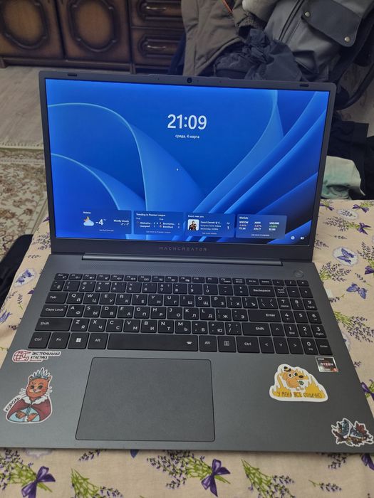 Ноутбук Machcreator One R5 16/512