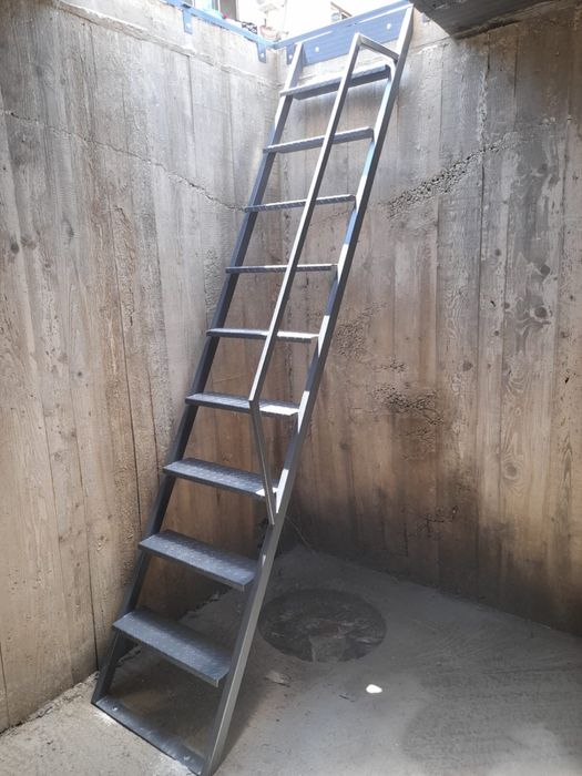 Scara beci, pivnita, etc