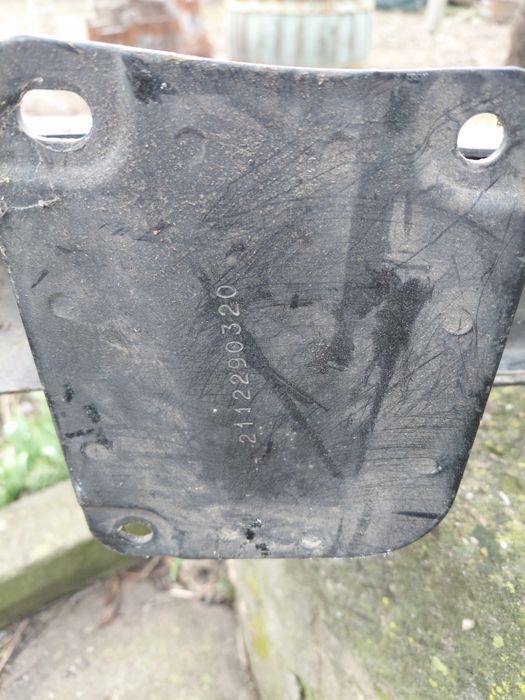 Задна греда от Шкода Октавия 1