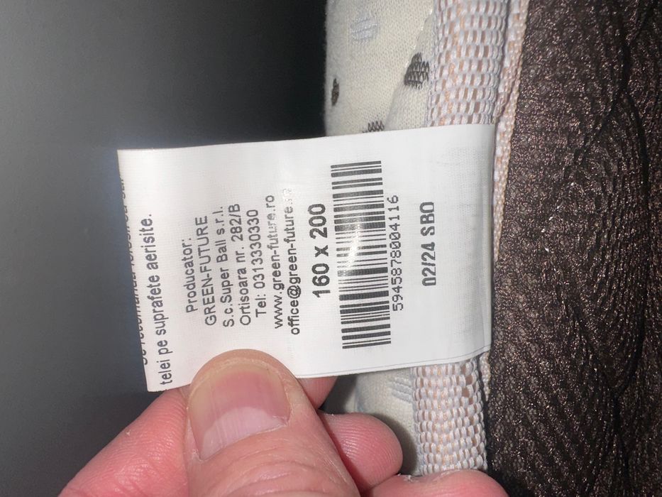 Vand saltea impecabila 160/200