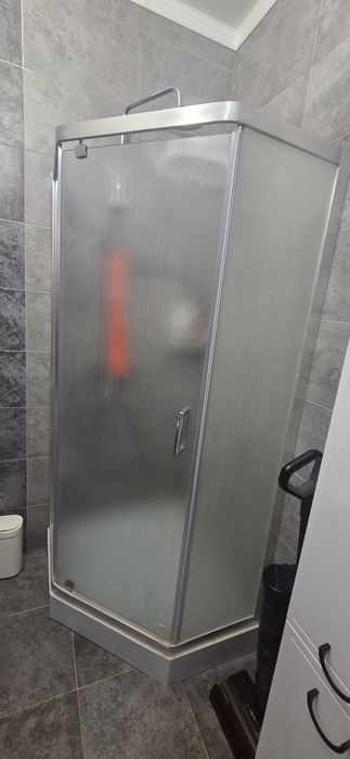 Продам душевую кабину