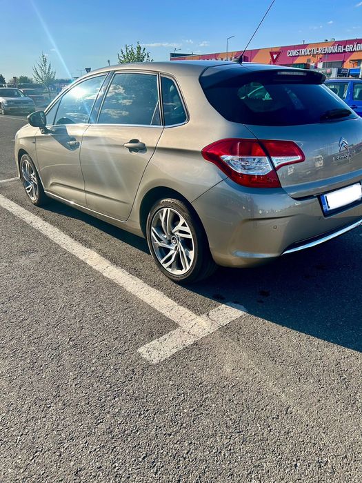Citroen C4 Exclusive /1.6 benzina