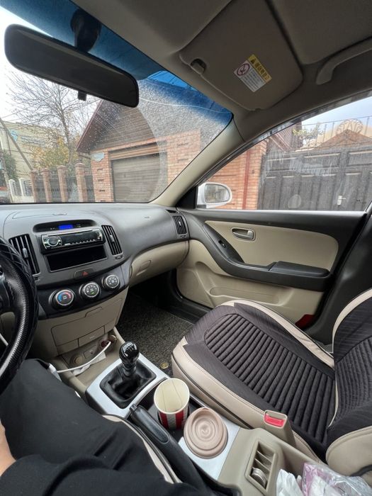 Hyundai avante срочно сотилади