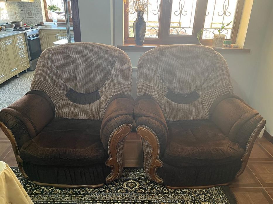 Диван кресло коричневый