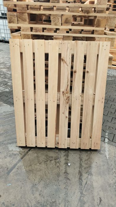 vând paleti euro și NON euro