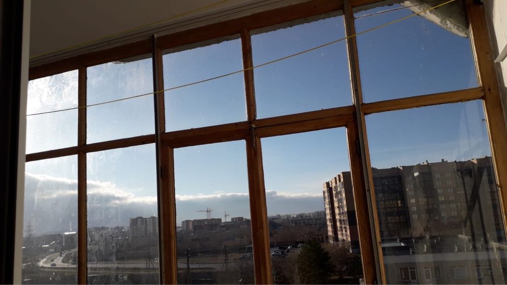 Деревянное окно