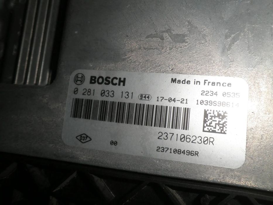 Ecu / calculator motor Renault Espace V 2017 1.6 DCI 0281033131 237106230R 237108496R
