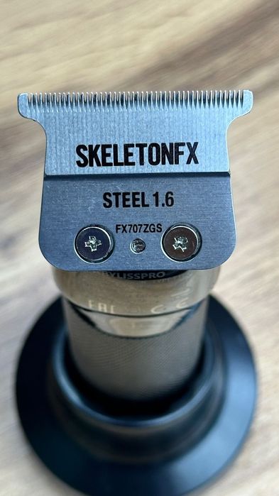 Триммер BaBylissPRO Skeleton FX