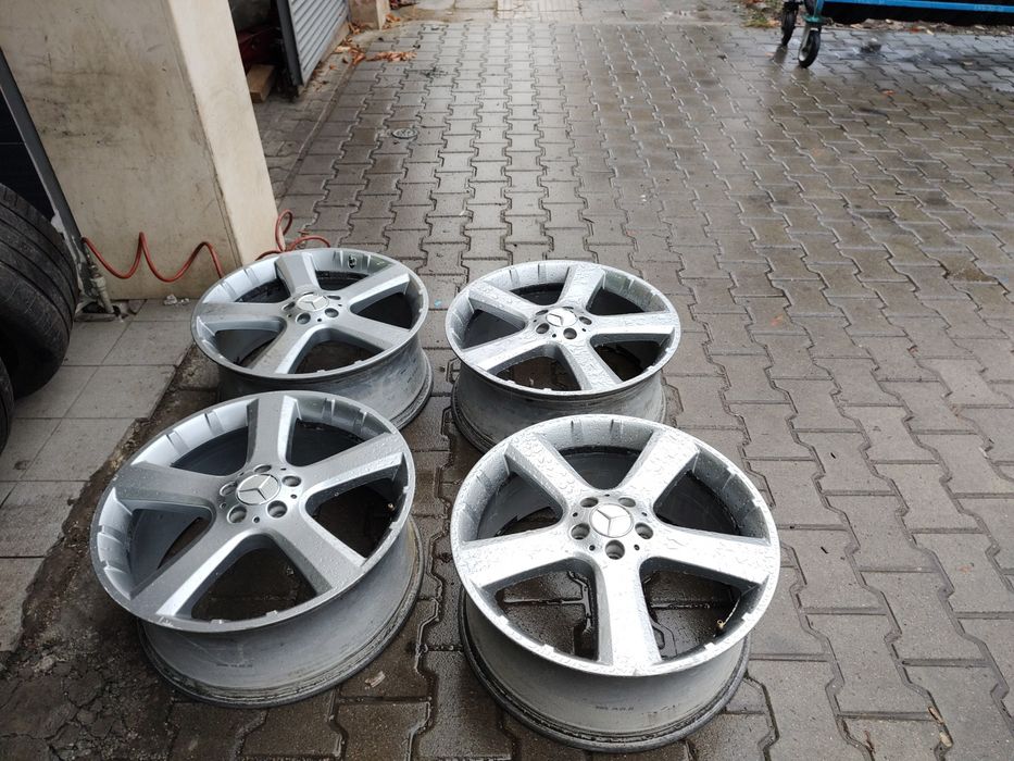 оригинални джанти за ML,GL  20" цола + подарък 4 летни гуми