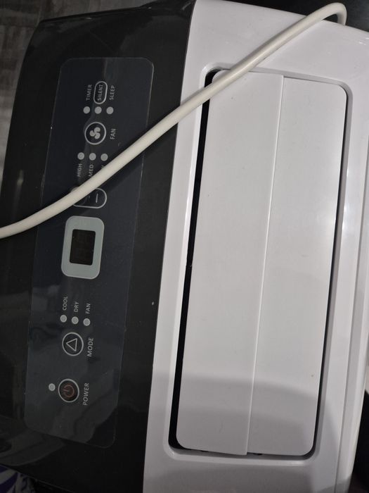 Vand aer condiționat portabil Hisense 12000 BTU