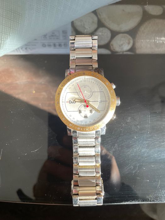 Оригинални Часовници различни марки.