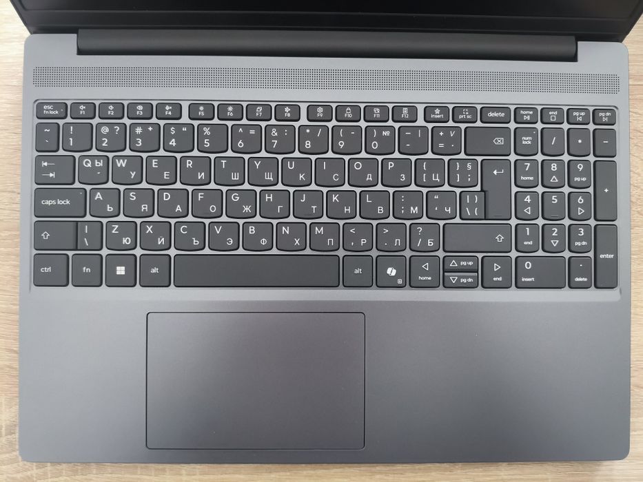 Lenovo Ideapad Slim 3 15ARP10