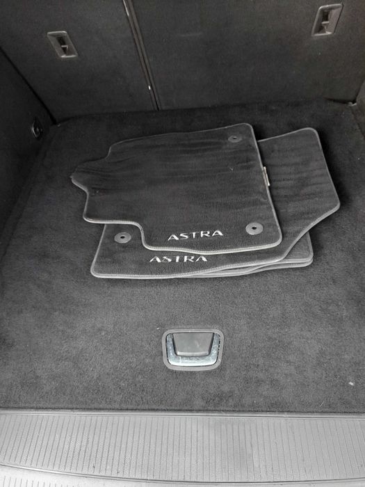 Opel Astra Sport Tourer 1.7 CDTI 110к.с Facelift