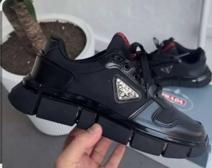 Мъжки обувки Pr*da