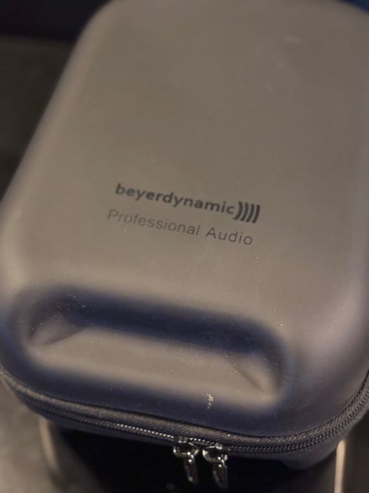 Casti Beyerdynamic DT 1770 PRO