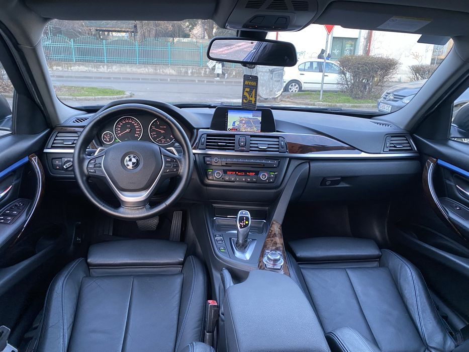 BMW 320d F30 SPORT Navi Bi-xenon Cutie automat