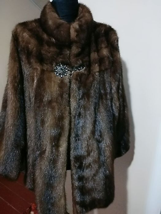 Норковая шуба новая мех и цвет натуральный