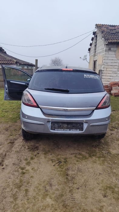 Triple/Stopuri led Opel Astra H hatcbach.