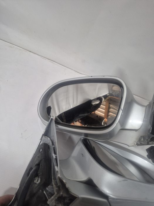 Зеркало боковое  Mercedes W209