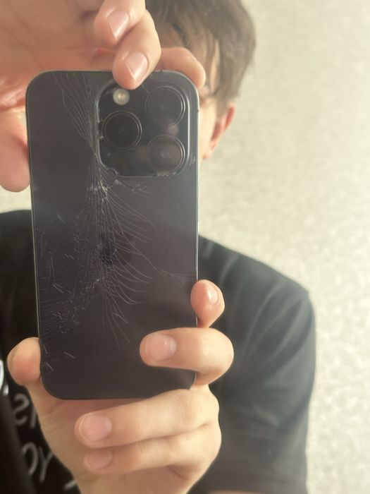 Продам айфон 14 про