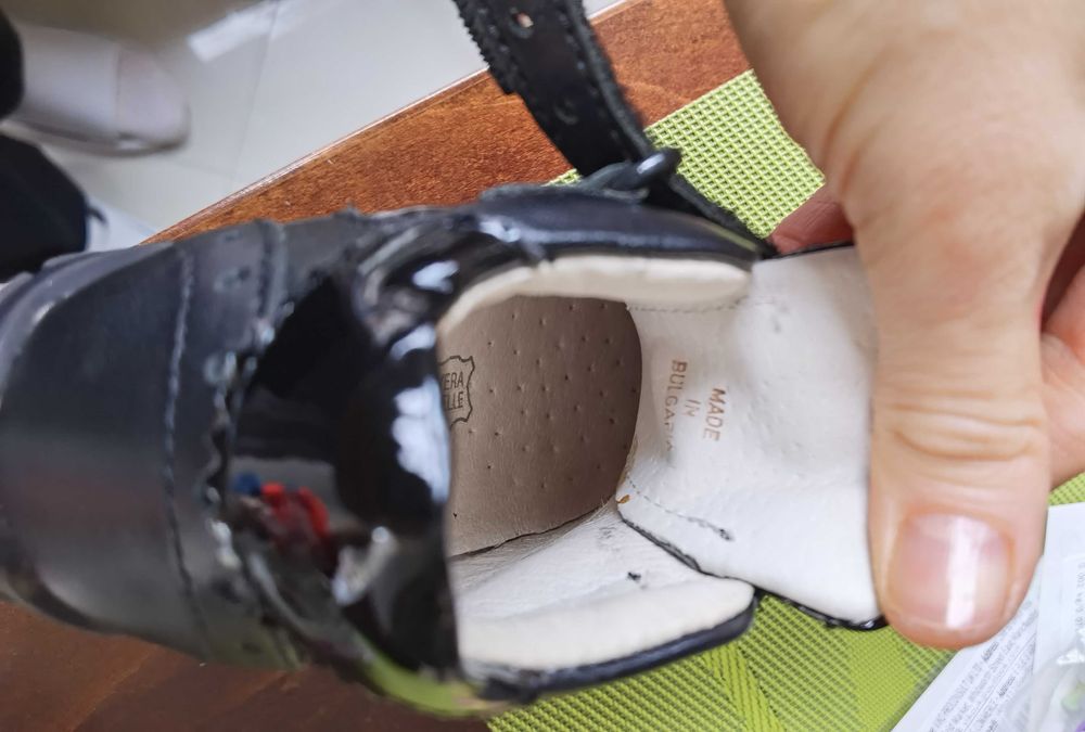 Детски обувки Primigi нови