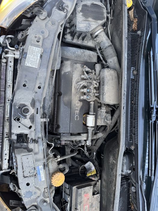 Opel Meriva A 1.6 i на части