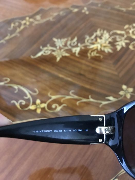 Очки Givenchy. Италия