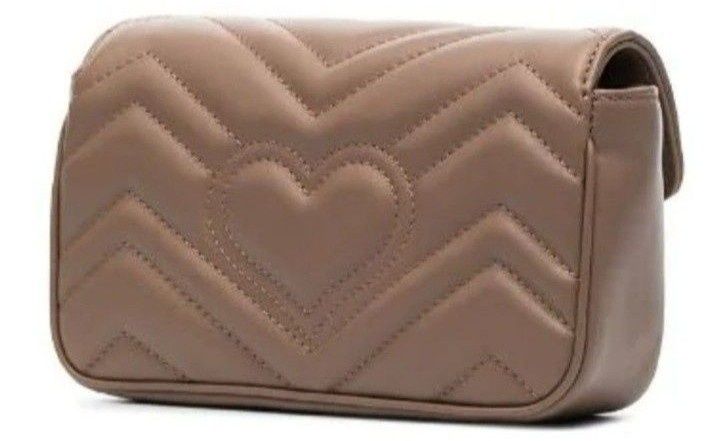 Geanta nude,model Marmont,logo metalic auriu mat, saculet, etichetă