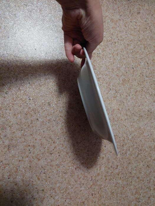 Т а р е л к и  !