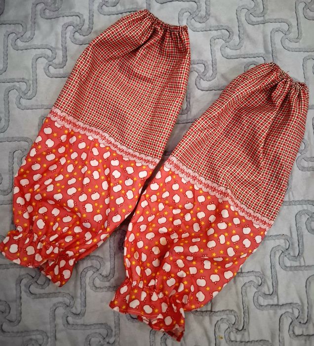 Продаются на рукавники для детского творчества.
При рисовании красками