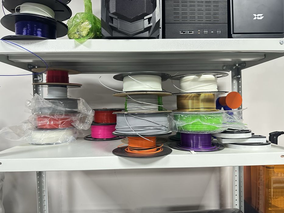 3d принтер BambuLab P1S и Creality