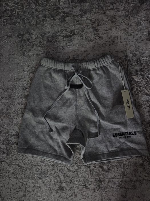 Pantaloni essentials