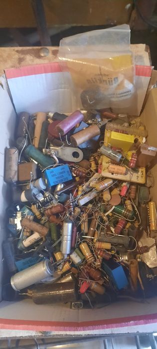 Piese diverse electronice vechi