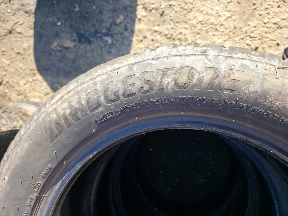 4 Anvelope de IARNA - 215/60/17 96H - BRIDGESTONE Blizzak LM005 - Stare F BUNA - DOT 2020 !