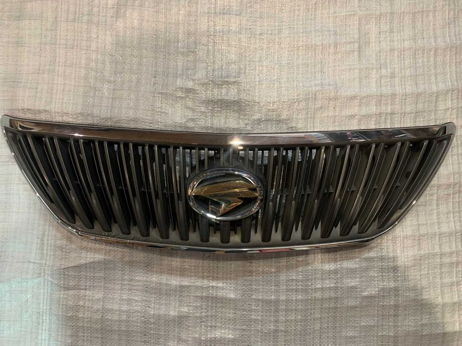 Решетка радиатора Lexus RX330, 350 из Японии