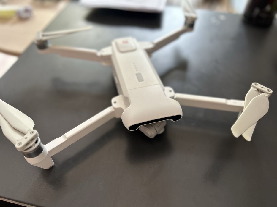 Продавам Xiaomi Fimi X8 SE 2020