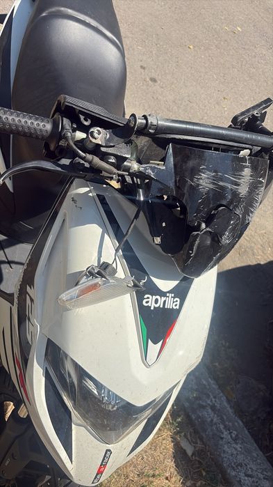 Scuter aprilia rs 125 an 2025