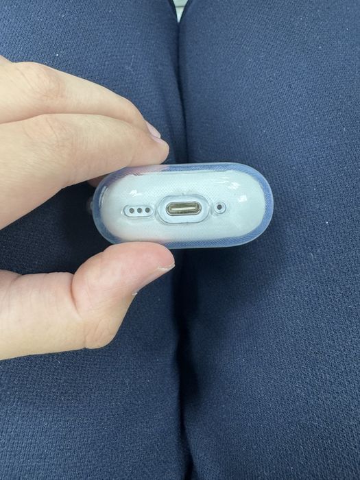 airpods 1/1 ,4 model