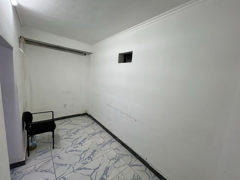 Аренда под офис 2 минут от метро Шахристон 20м2 С мебелью! Подволь!