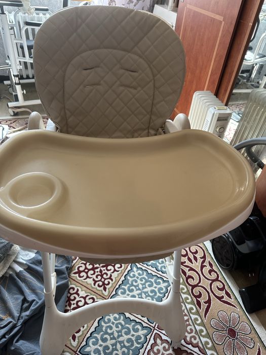 Детский столик для кормления