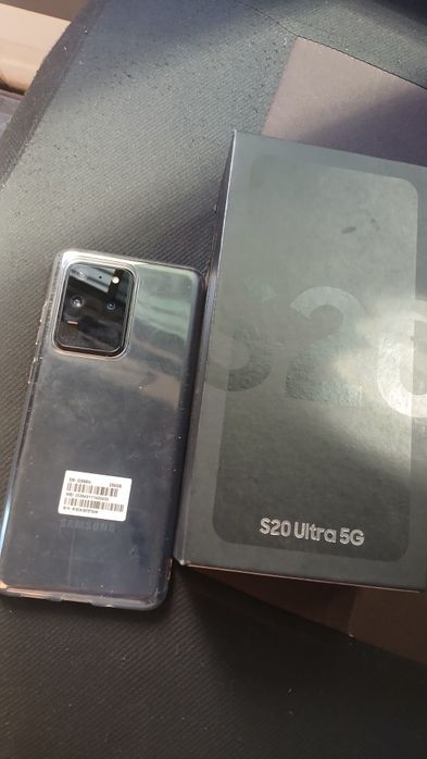 Самсунг s 20 Ultra  новый почти не пользовались