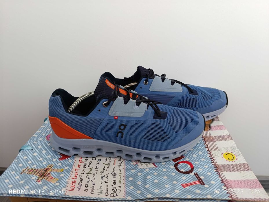 ''On Cloudstratus 2''оригинални маратонки 45.5 номер