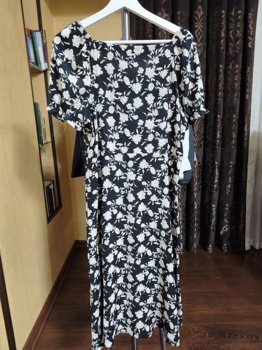 Элегантное платье миди в романтичном стиле