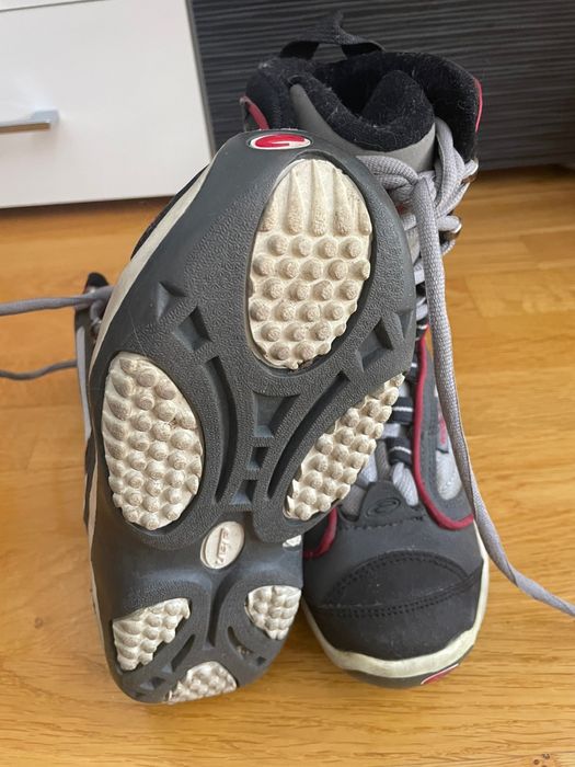 Продам ботинки для сноуборда  Elan eu 37 us 5