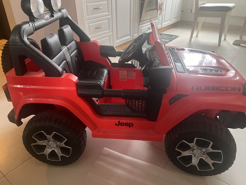 Masina Ride on cu control parental