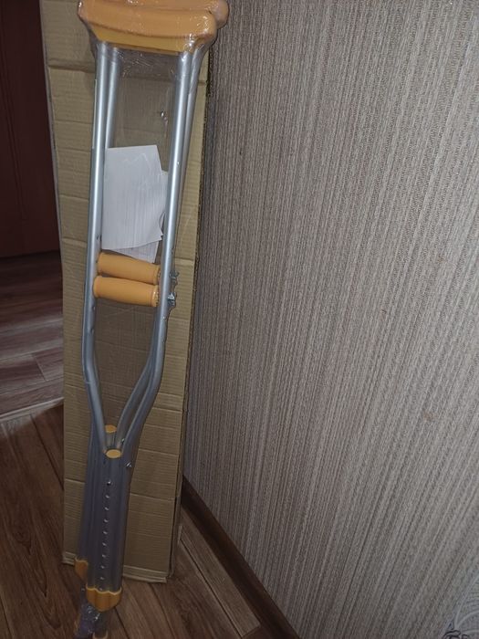 Продам костыли, новые