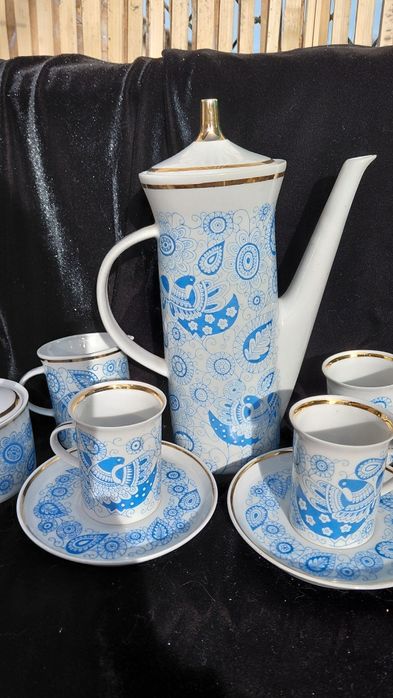 Нов неупотребяван Български порцеланов сервиз  за кафе на Разград