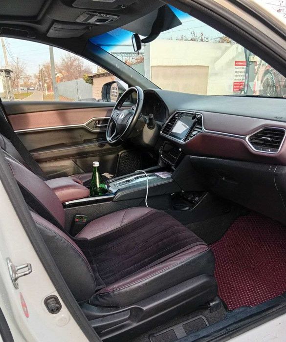 Сухая Аренда Honda M-NV