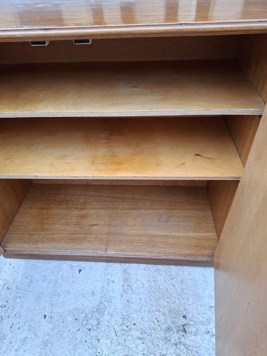 Mobilier pentru hol din lemn